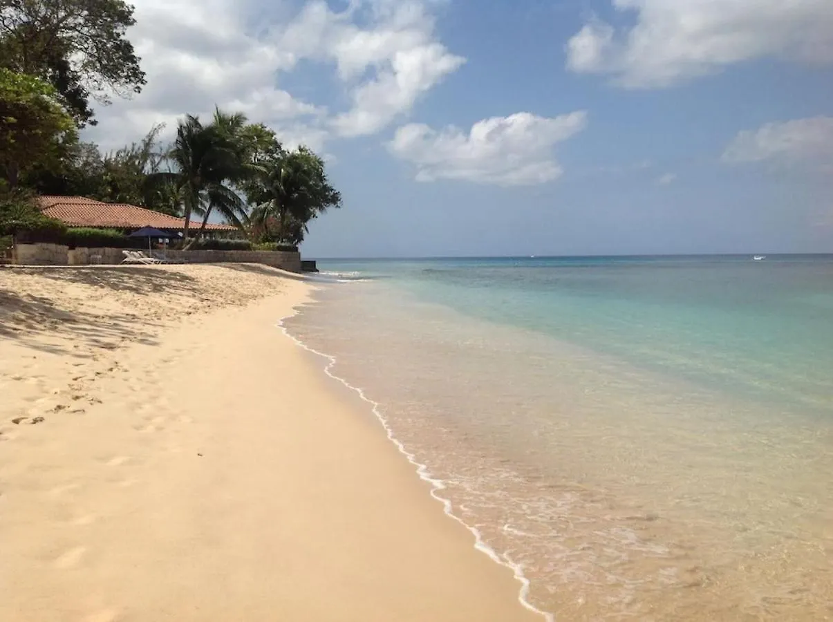 Ocean Blue Luxury Apartment - Beachfront - Glitter Bay 203 Saint James 0*,  Barbados