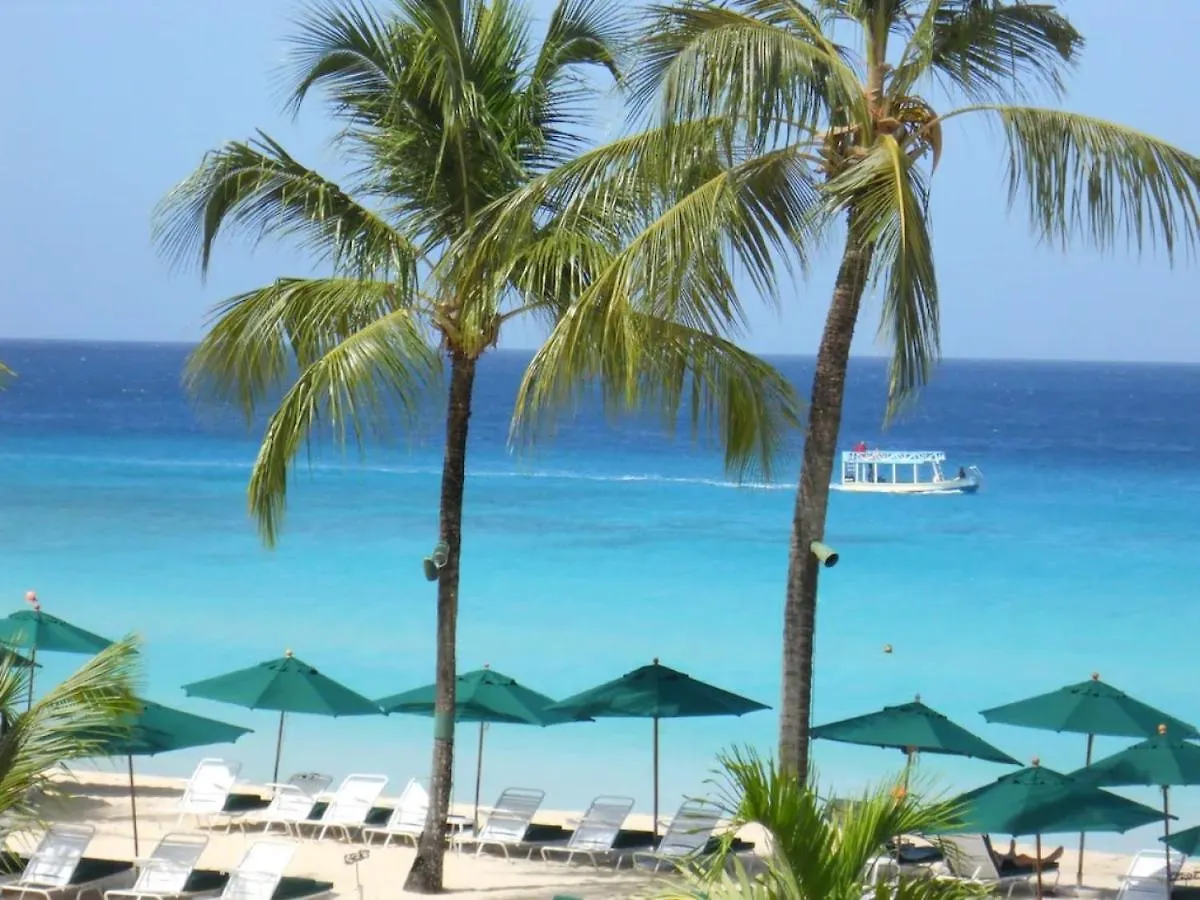 Ocean Blue Luxury Apartment - Beachfront - Glitter Bay 203 Saint James