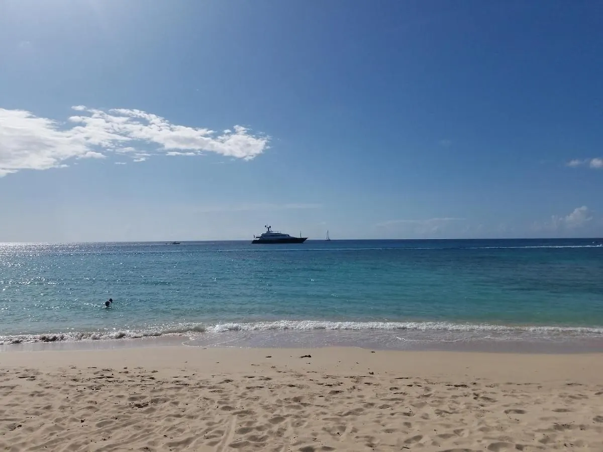 Ocean Blue Luxury Apartment - Beachfront - Glitter Bay 203 Saint James 0*,