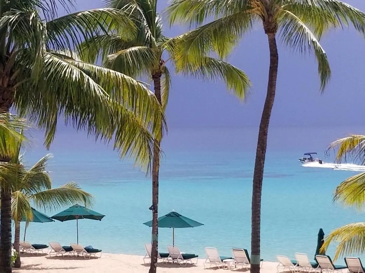 Ocean Blue Luxury Apartment - Beachfront - Glitter Bay 203 Saint James Barbados